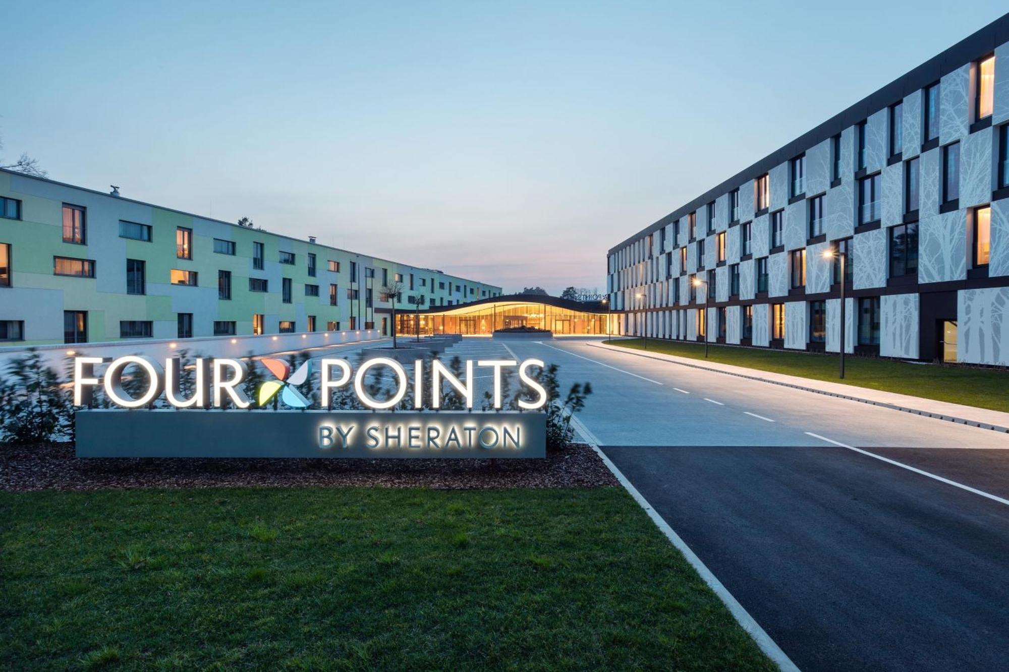 Four Points By Sheraton Ljubljana Mons Esterno foto