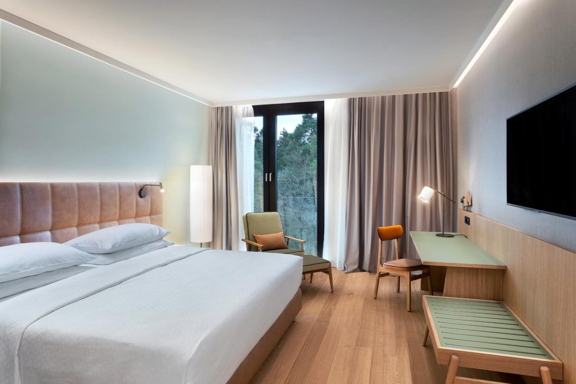 Four Points By Sheraton Ljubljana Mons Esterno foto
