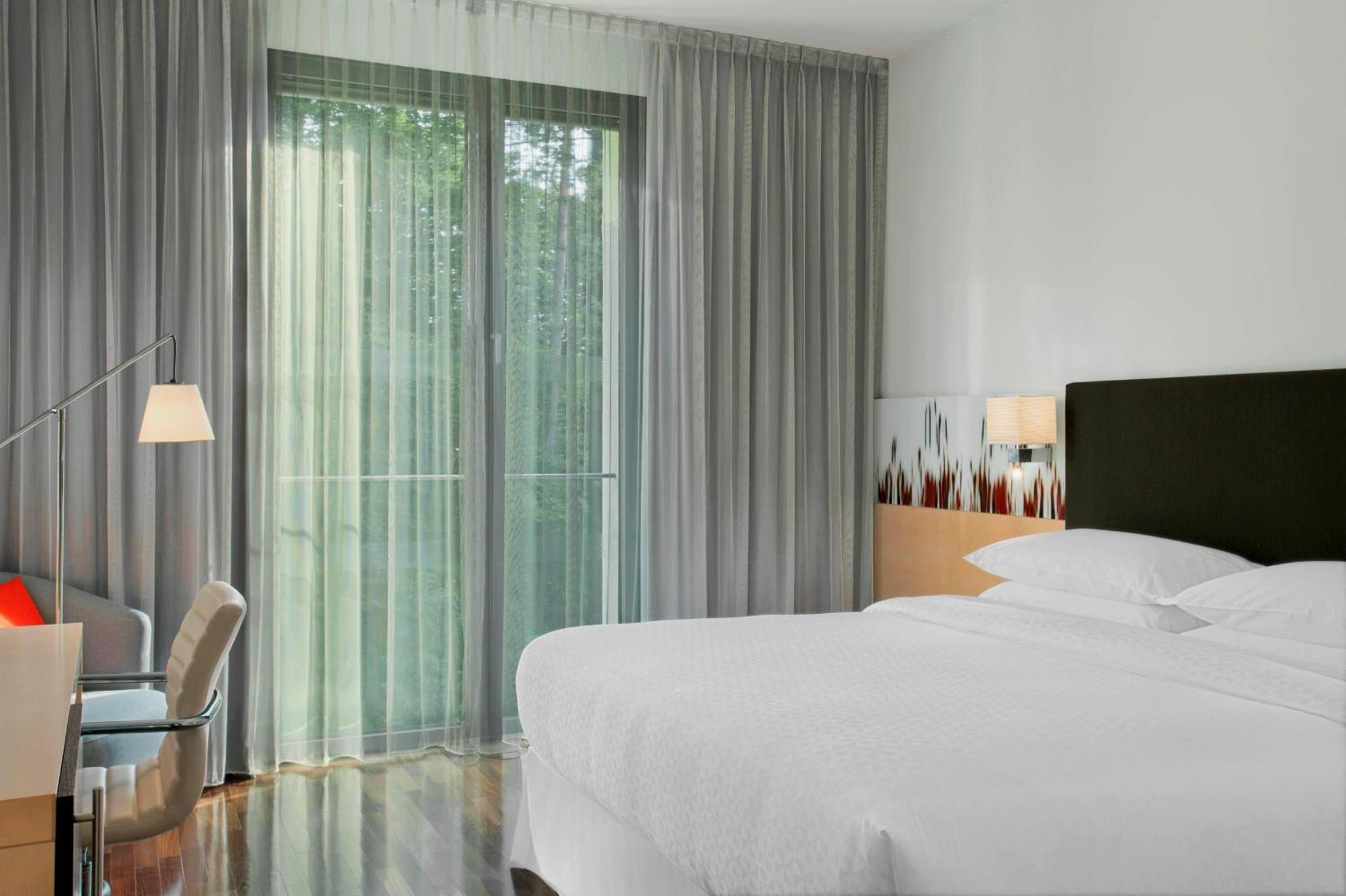 Four Points By Sheraton Ljubljana Mons Esterno foto