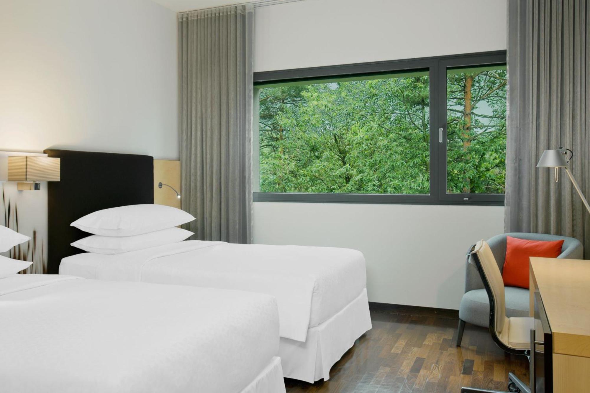 Four Points By Sheraton Ljubljana Mons Esterno foto